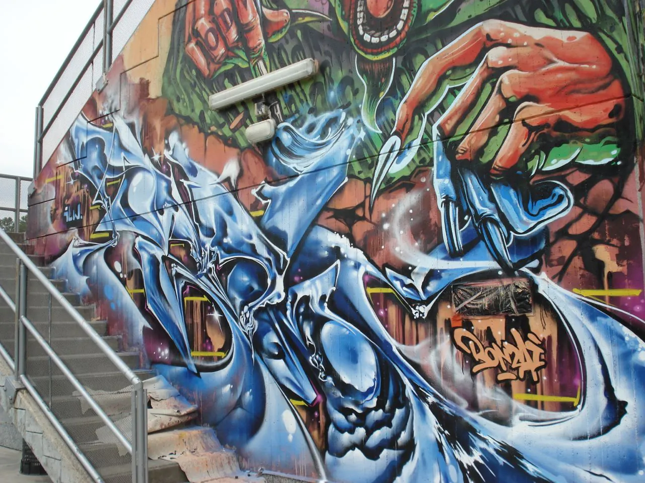 DSC03439 - Meeting of Styles: International Street Art & Graffiti