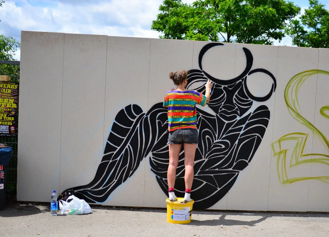 18585665170 6f7eb38a58 k - Meeting of Styles: International Street Art & Graffiti
