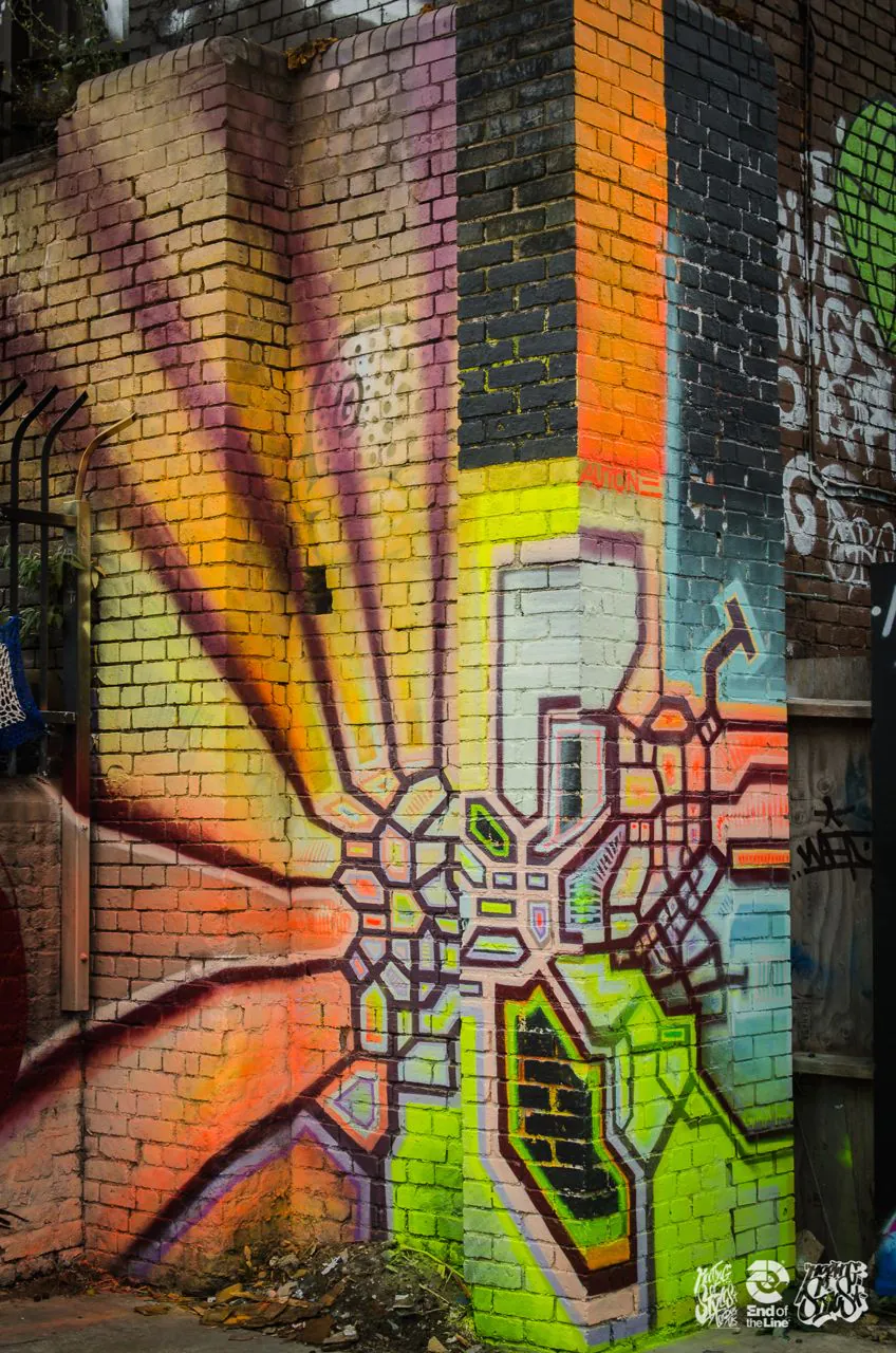 LON15web085 - Meeting of Styles: International Street Art & Graffiti