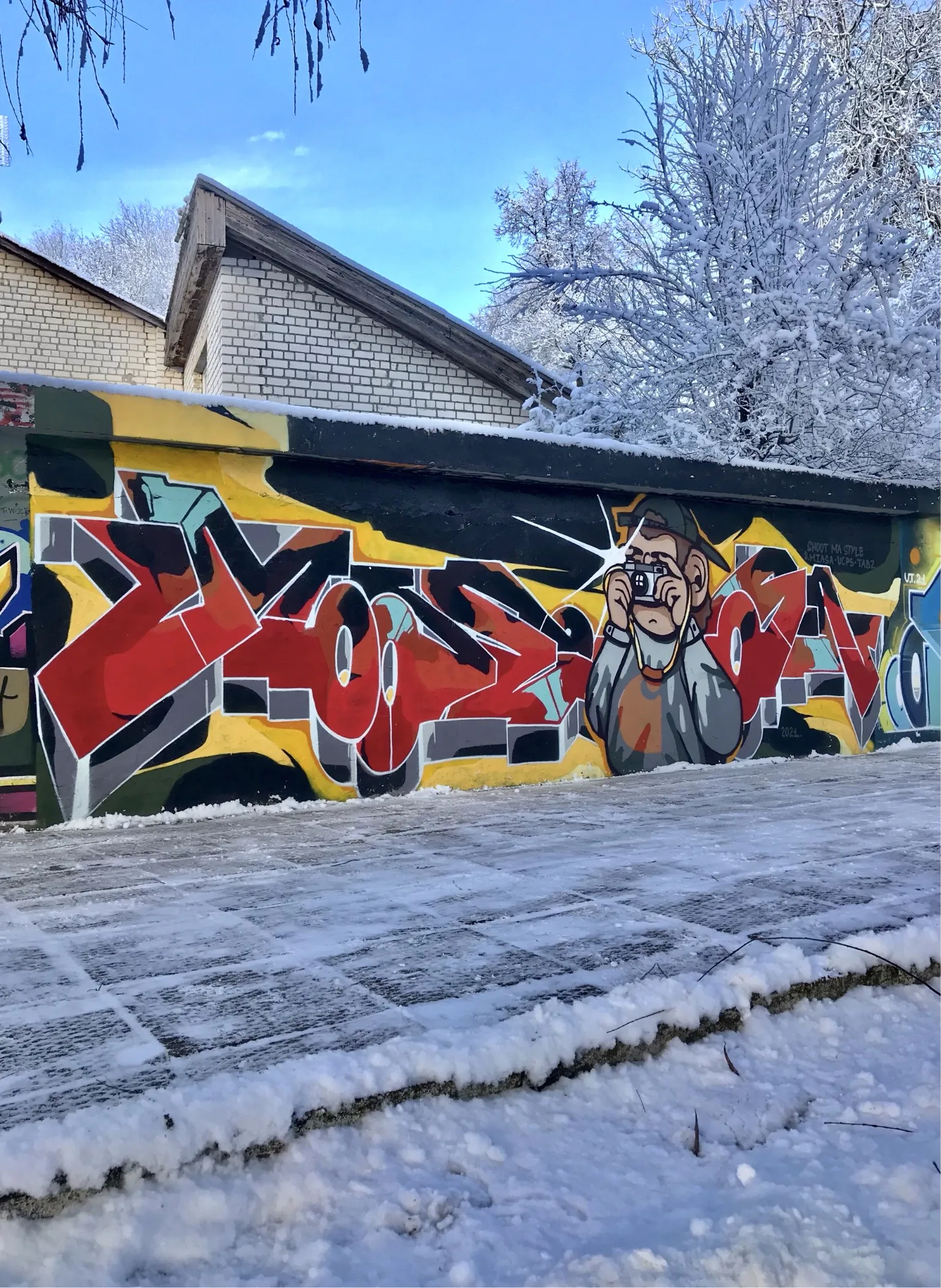 1A88287F F584 40A1 B40D BC98FDD1A44A