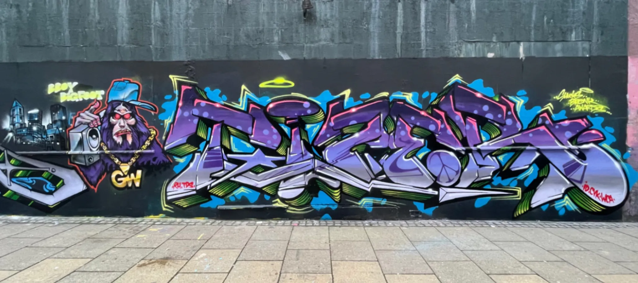 8A8C1338 9A78 4D18 8D46 C8CD11C89257 - Meeting of Styles: International Street Art & Graffiti