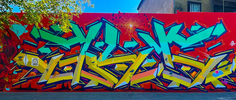 D6DE2C31 5109 4B41 AC80 D45B0A251A52