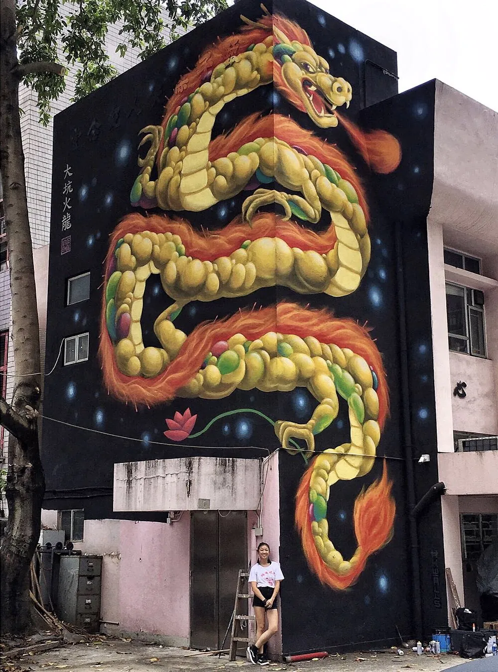 4CDE21B8 A148 4578 8026 A6BDA523D358