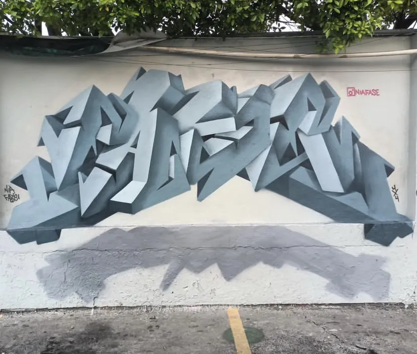 DFEEBA2B 0214 4B6C 801B A075755646BE