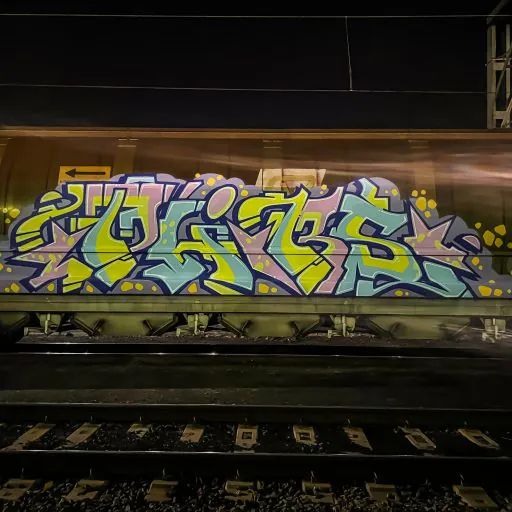 09A77760 9035 44D8 A281 EF547EC3B681 scaled - Meeting of Styles: International Street Art & Graffiti