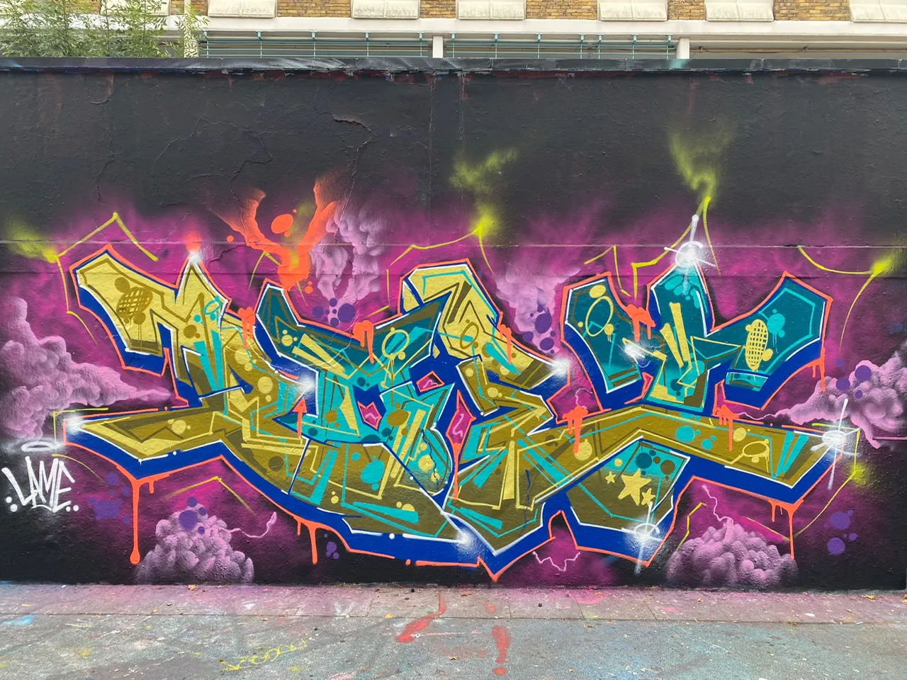 fad92f9a 0442 463f 8aeb 444075c0fb93