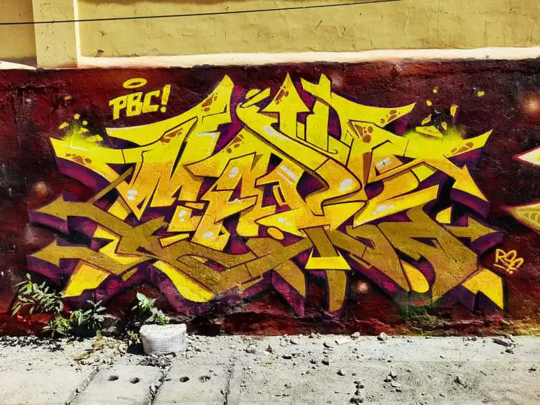 received 194334617104638