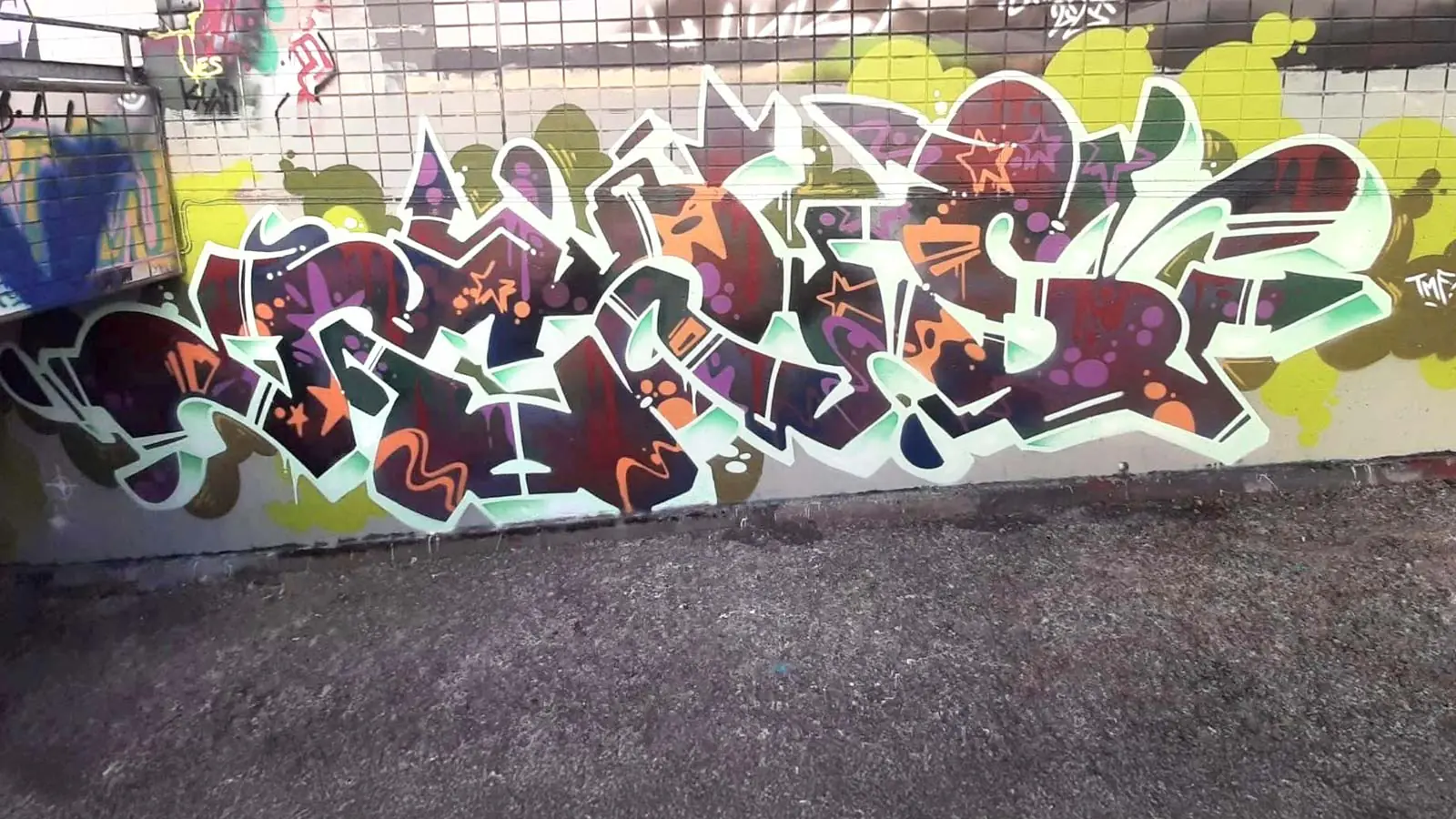Deos