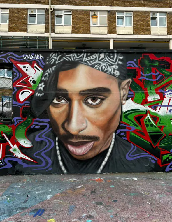 E3993369 1708 410B 90FF CE85DC3C3B18