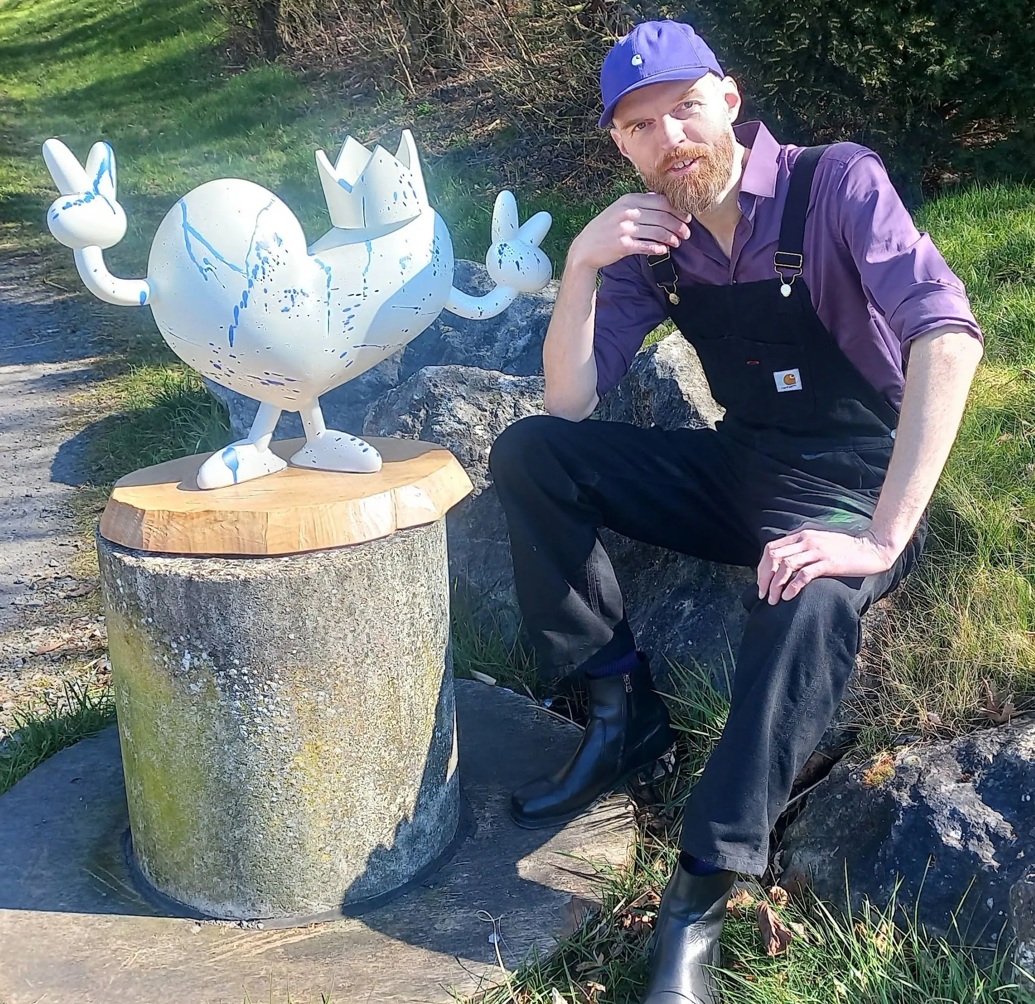 M.Koeur 4 - Meeting of Styles: International Street Art & Graffiti M.Koeur With Koeur Double Peace Statue