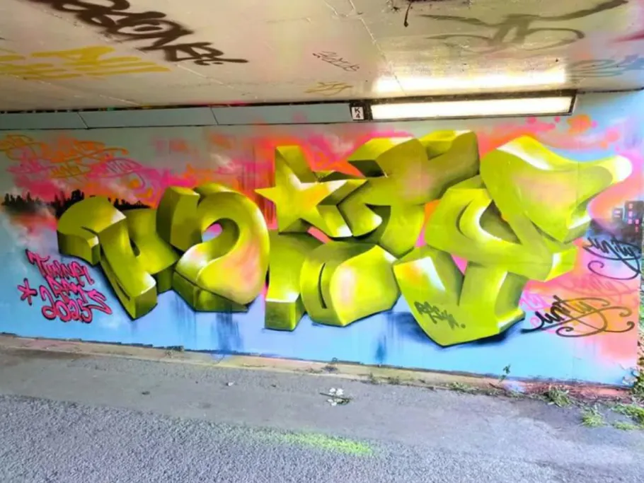 unity 3 - Meeting of Styles: International Street Art & Graffiti unity tunnel rats