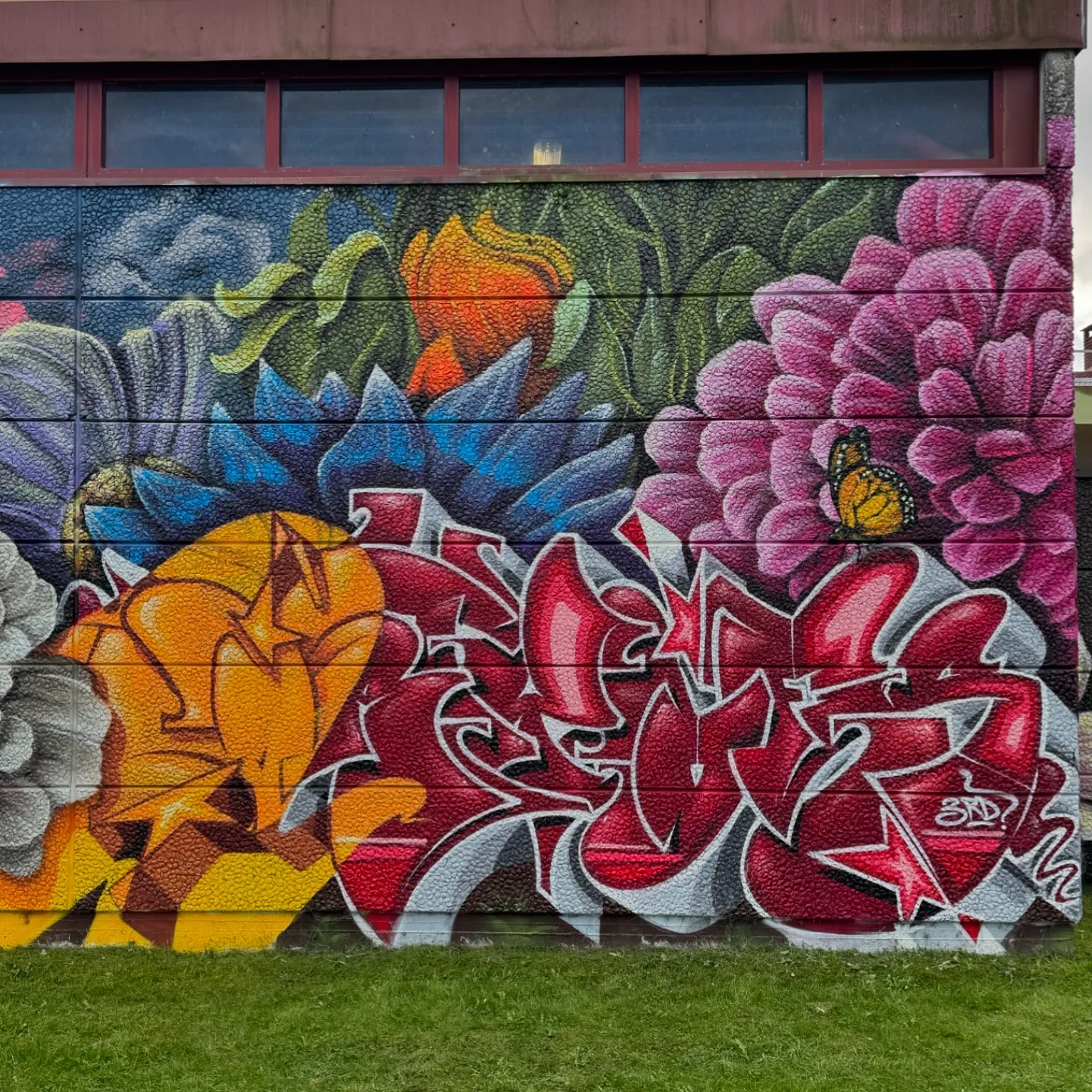 0123EEBB A721 4CC1 833F E762A2551EC8