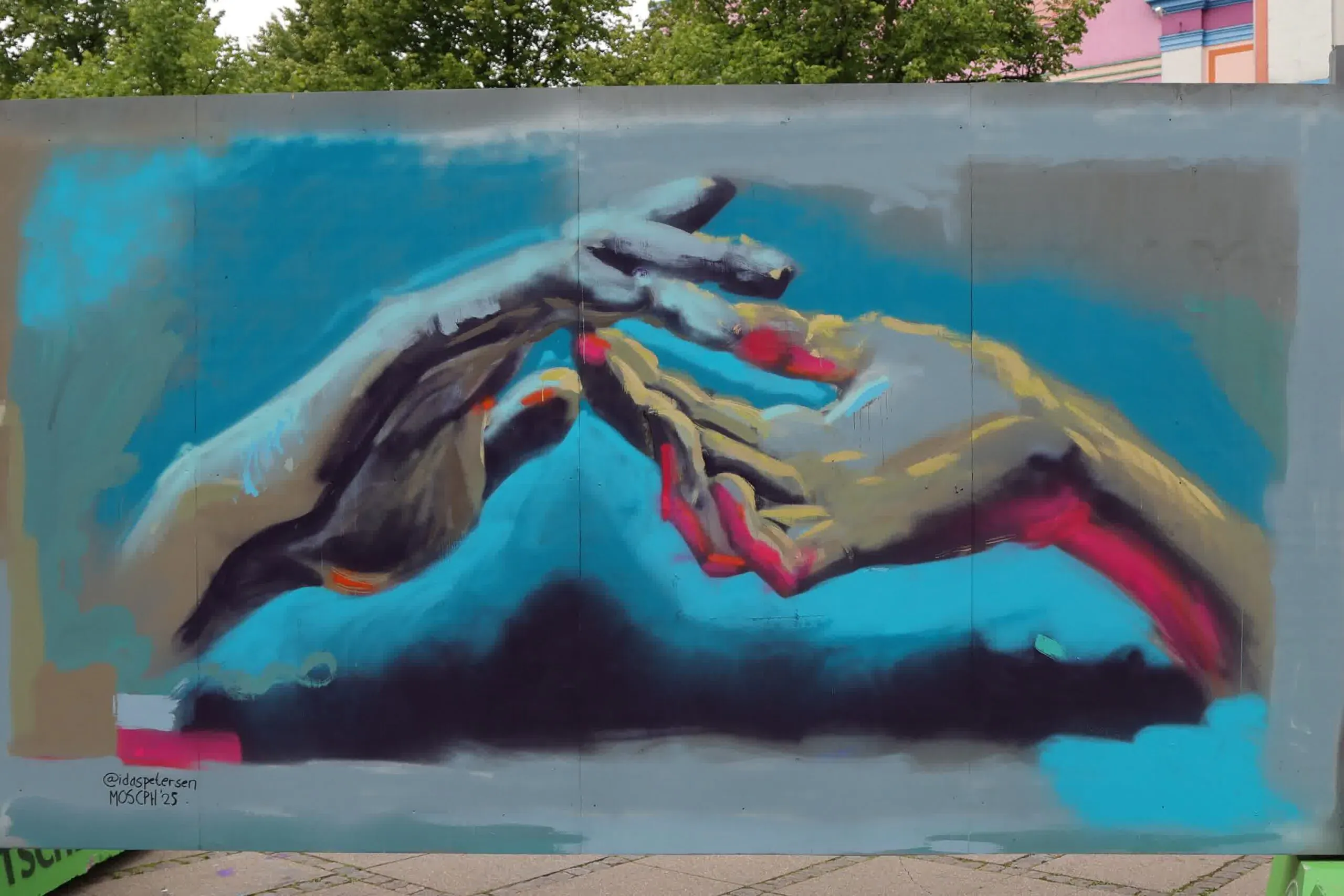 Ida Schmidt Petersen @idaspetersen scaled - Meeting of Styles: International Street Art & Graffiti
