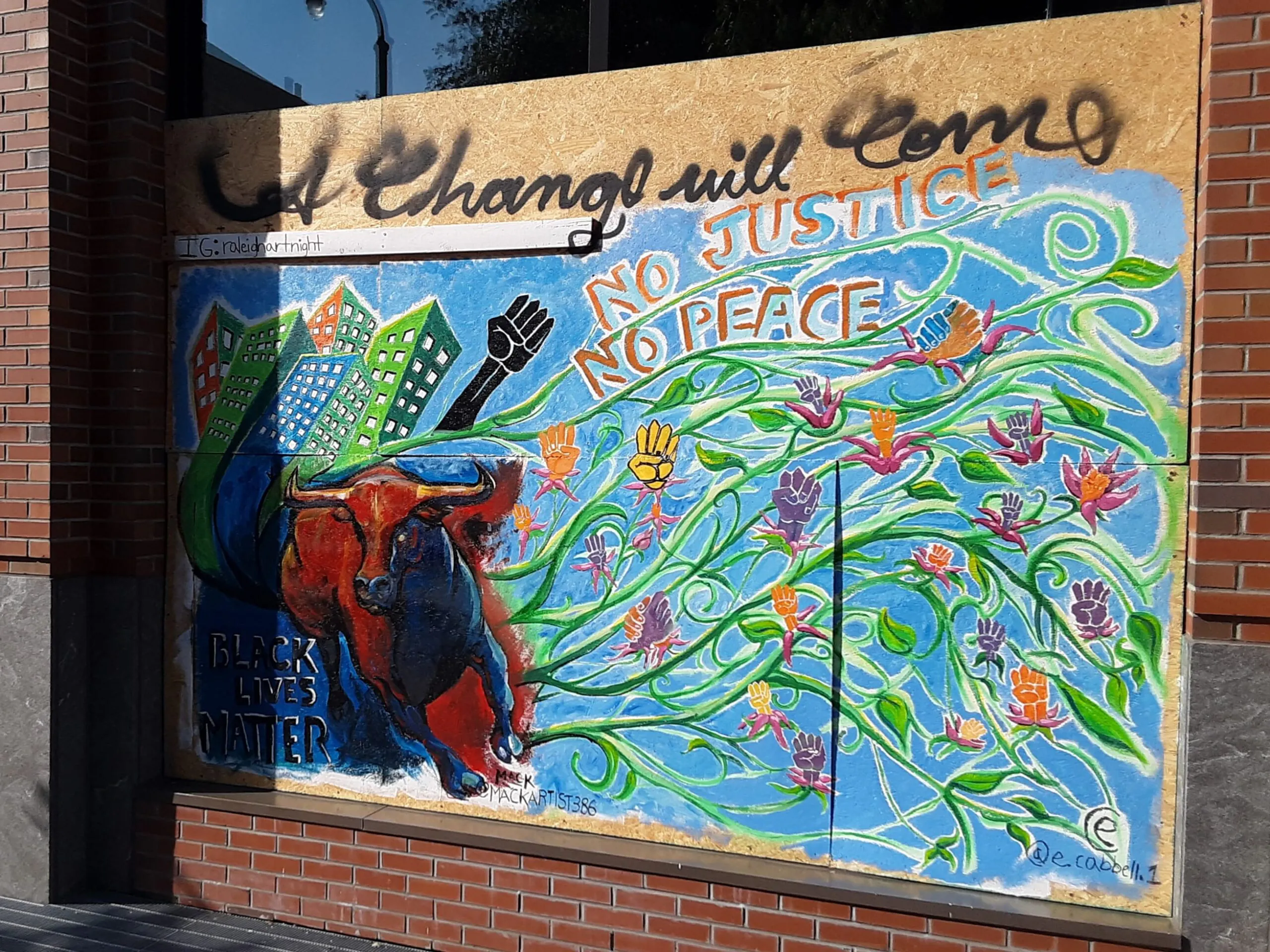 EricCabbell DurhamJustice 2020 scaled - Meeting of Styles: International Street Art & Graffiti