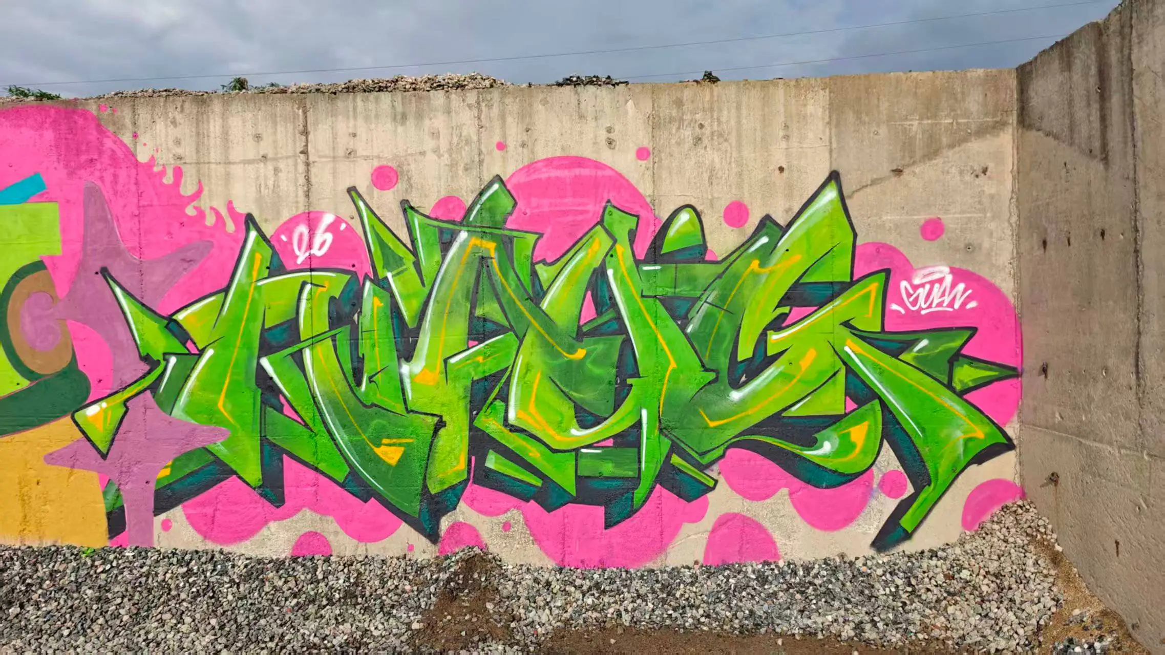freeimagecompression.com 05fb2044a6c42ce6998ddaa80733a9f0 - Meeting of Styles: International Street Art & Graffiti