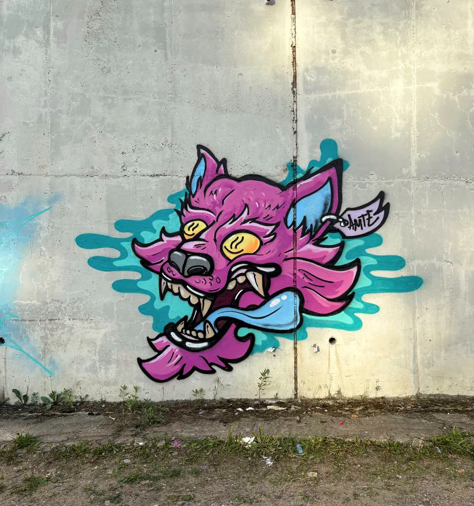 wolf hed
