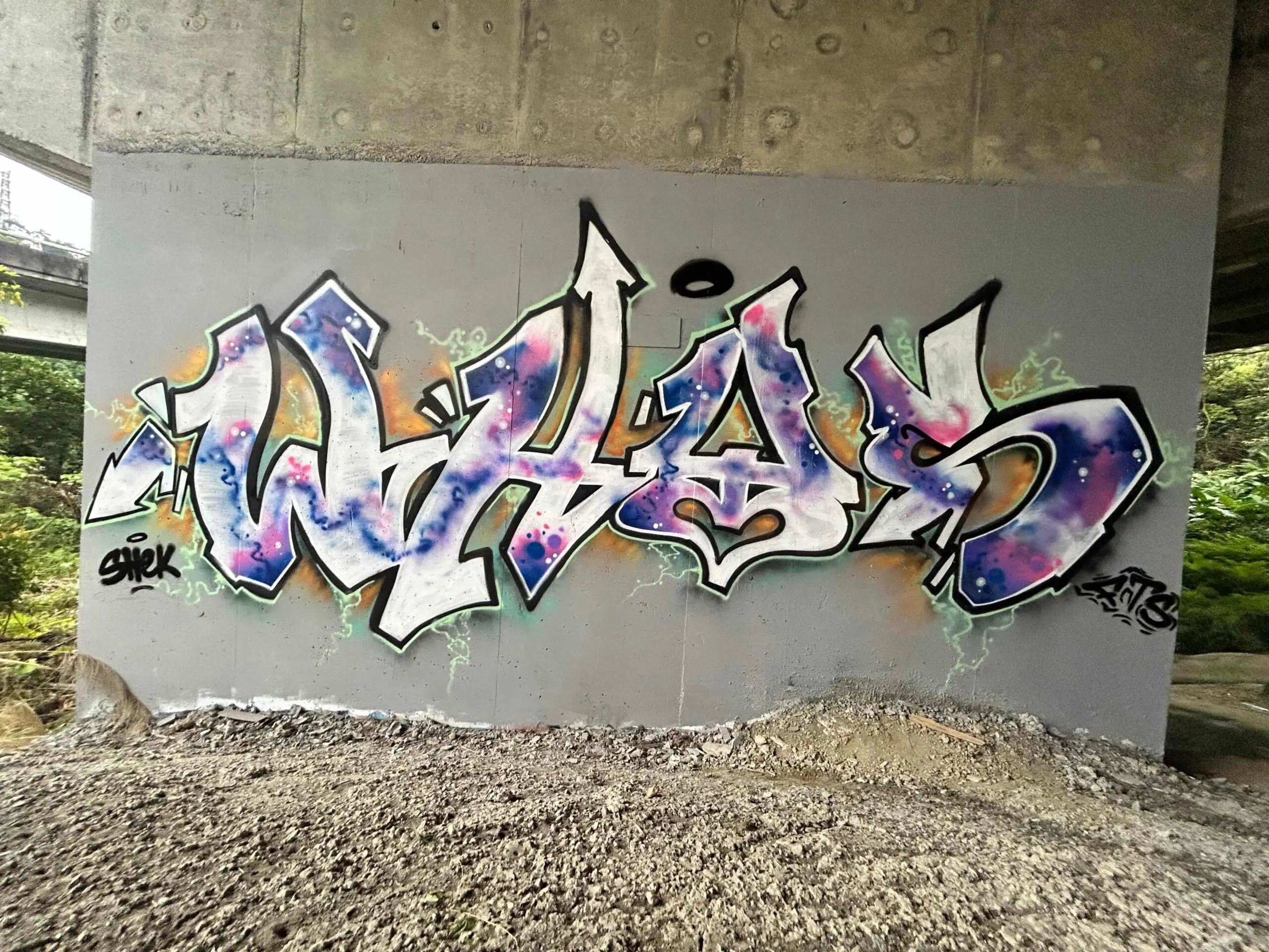 Whys One paint 4496 2 1 scaled - Meeting of Styles: International Street Art & Graffiti