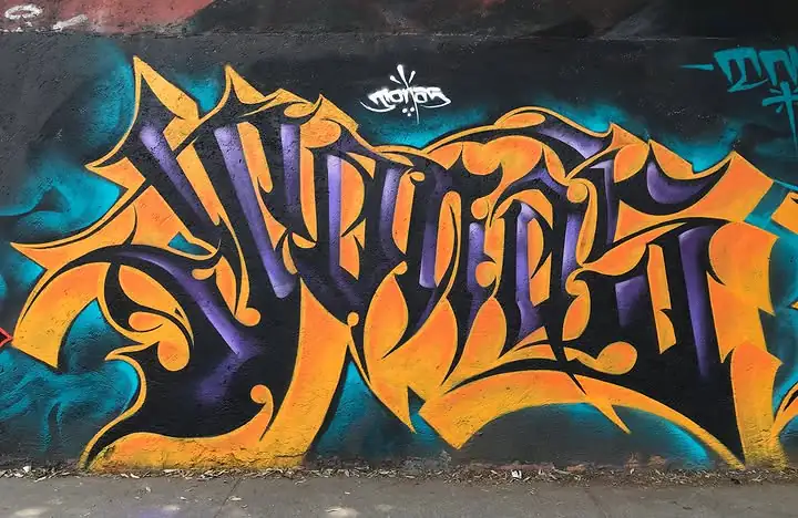 1000403801
