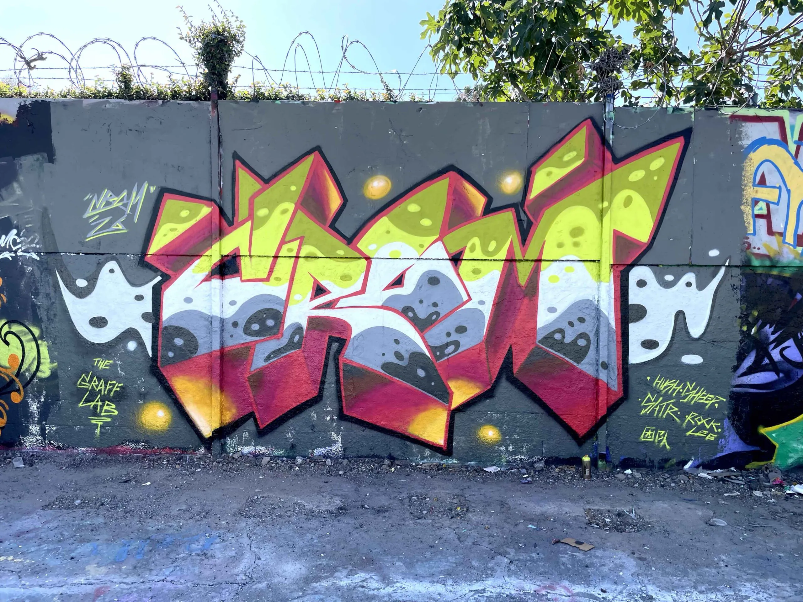 CROM2 small scaled - Meeting of Styles: International Street Art & Graffiti