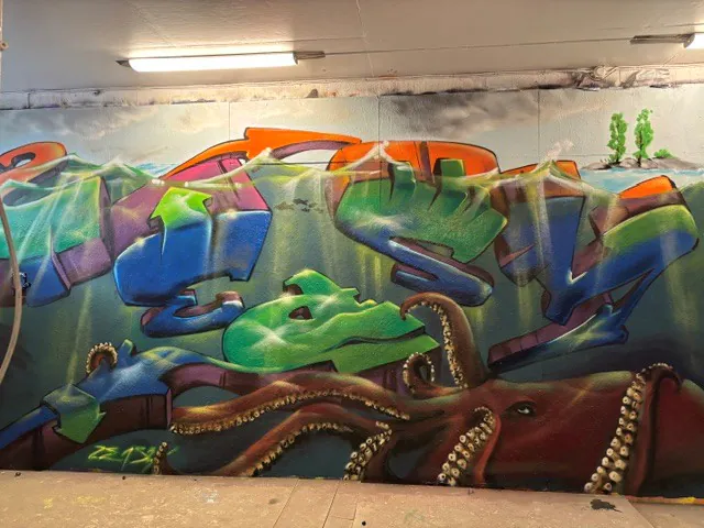 2easy under water